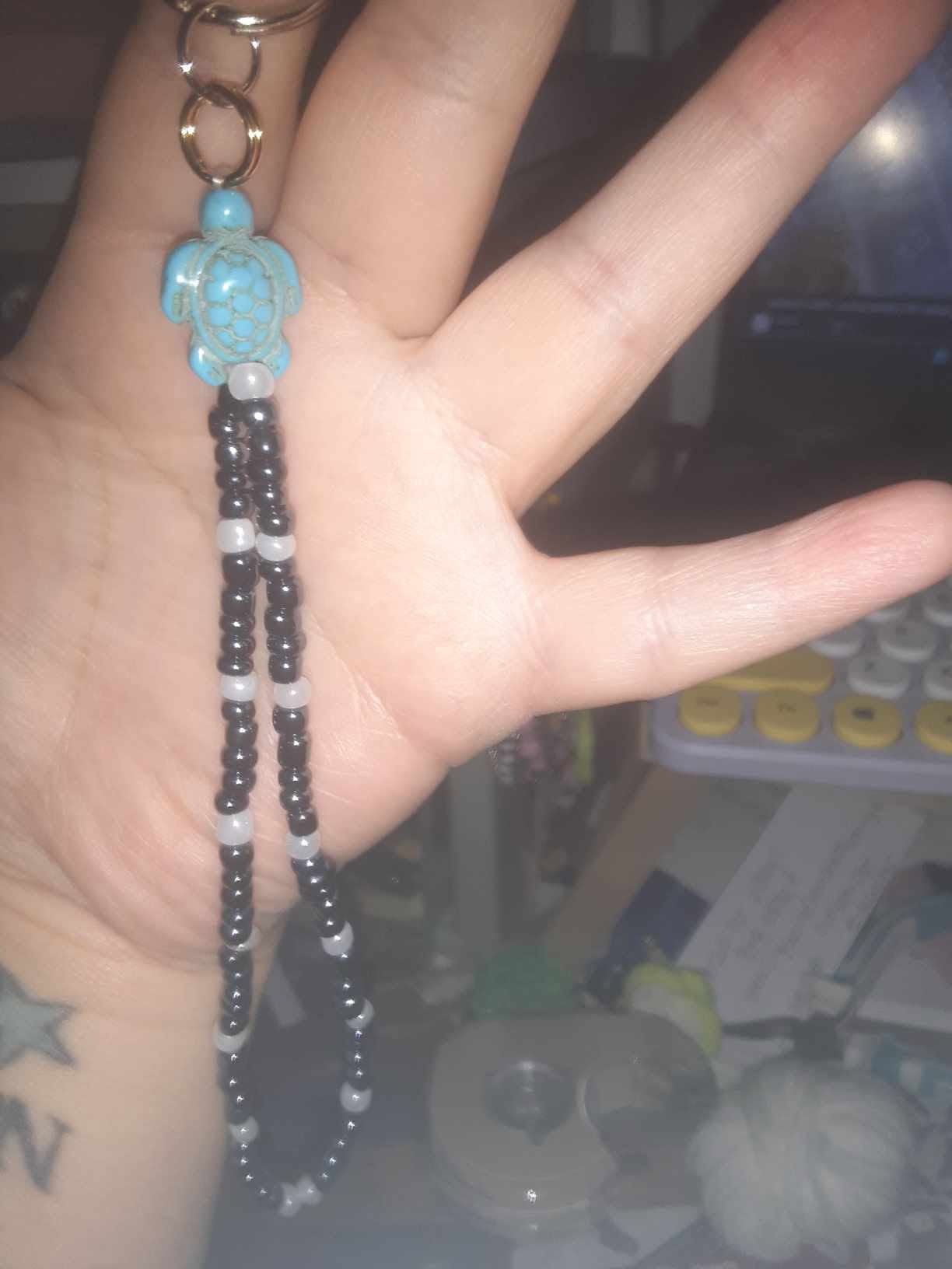 key chain turtle and owls